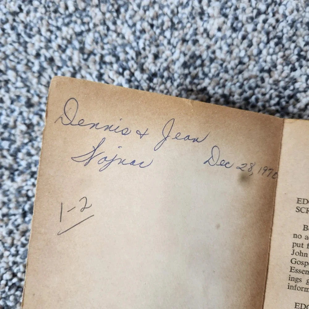 Edgar‎ Cayce on the Dead Sea scrolls, by Glenn D Kittler